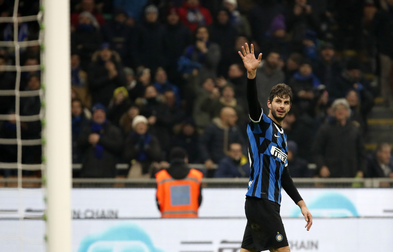 每体：巴萨有罗克20%转会分成，若5000万欧转会可获1000万欧（每体：巴萨握有罗克20%二次转会分成，若5000万欧成交将进账1000万欧）